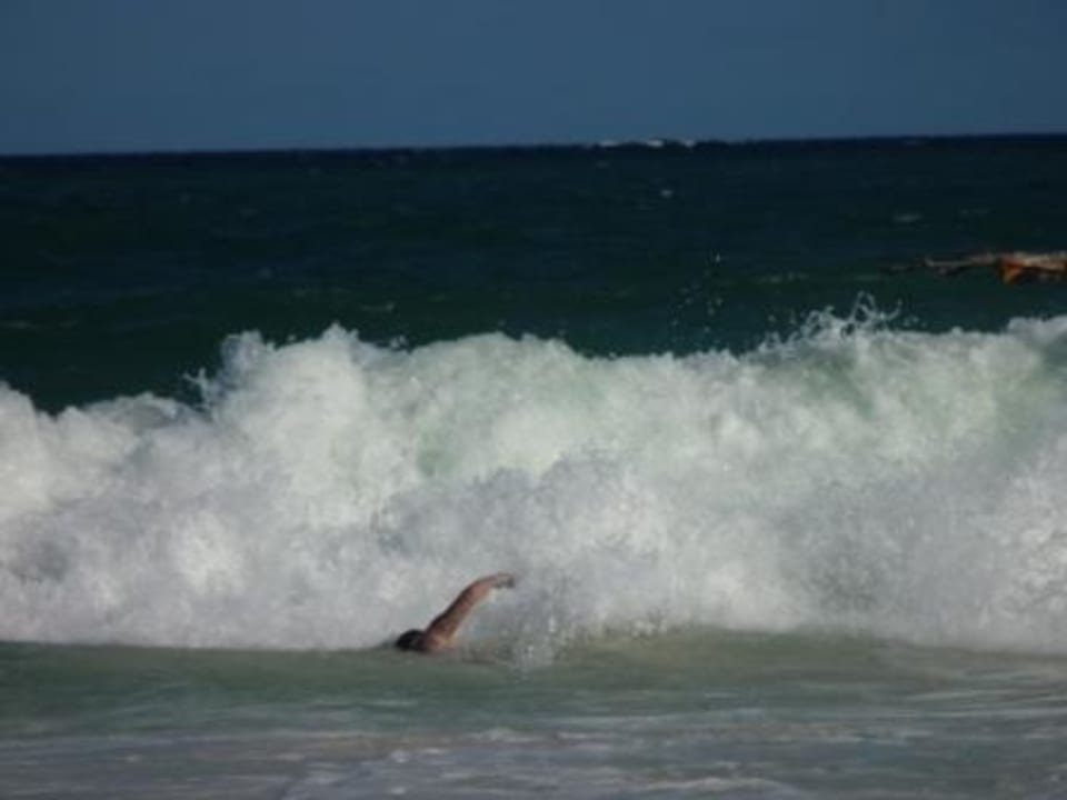 Sehr hoher Wellengang Hotel Papillon Lagoon Reef