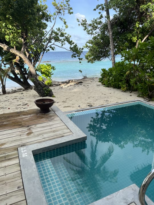 Pool NH Maldives Kuda Rah Resort