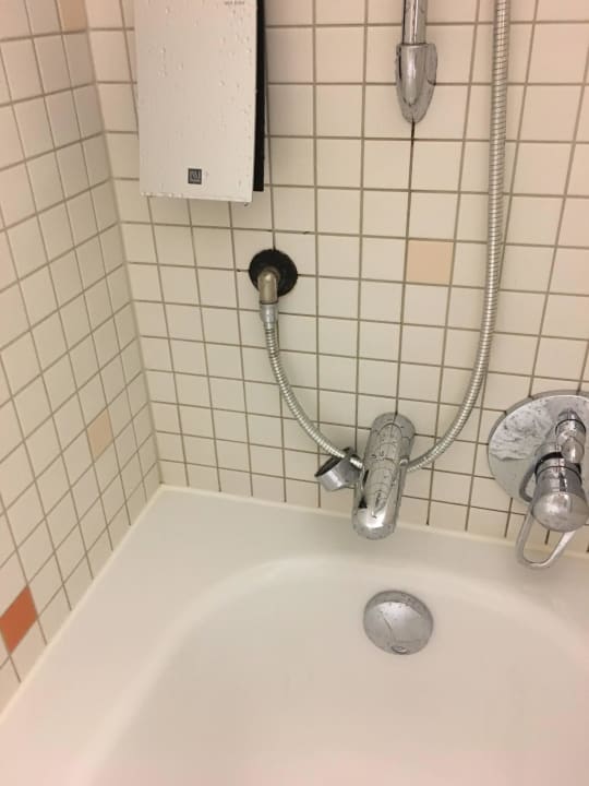 Dusche fällt auseinander centrovital Hotel Berlin