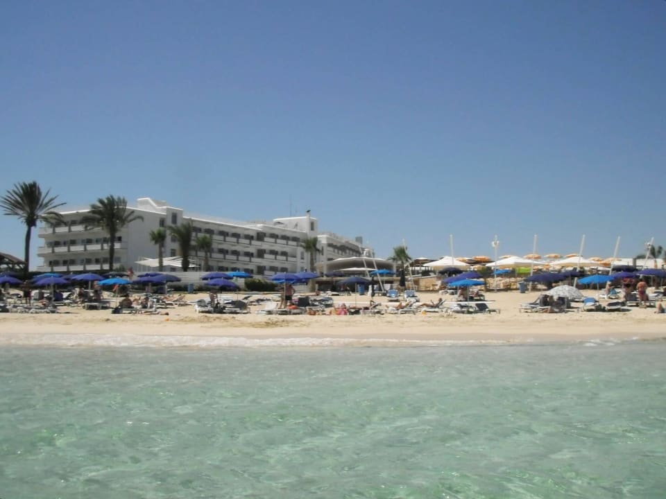 Blick vom Meer Asterias Beach