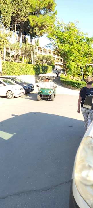 Gartenanlage Aeolos Beach Resort