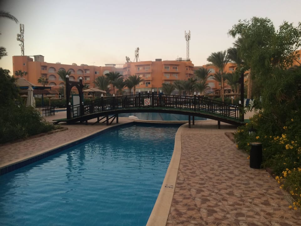 Schwimmen  Golden Beach Resort