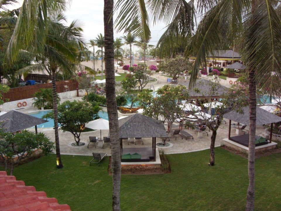 Blick vom Balkon Holiday Inn Resort Baruna Bali