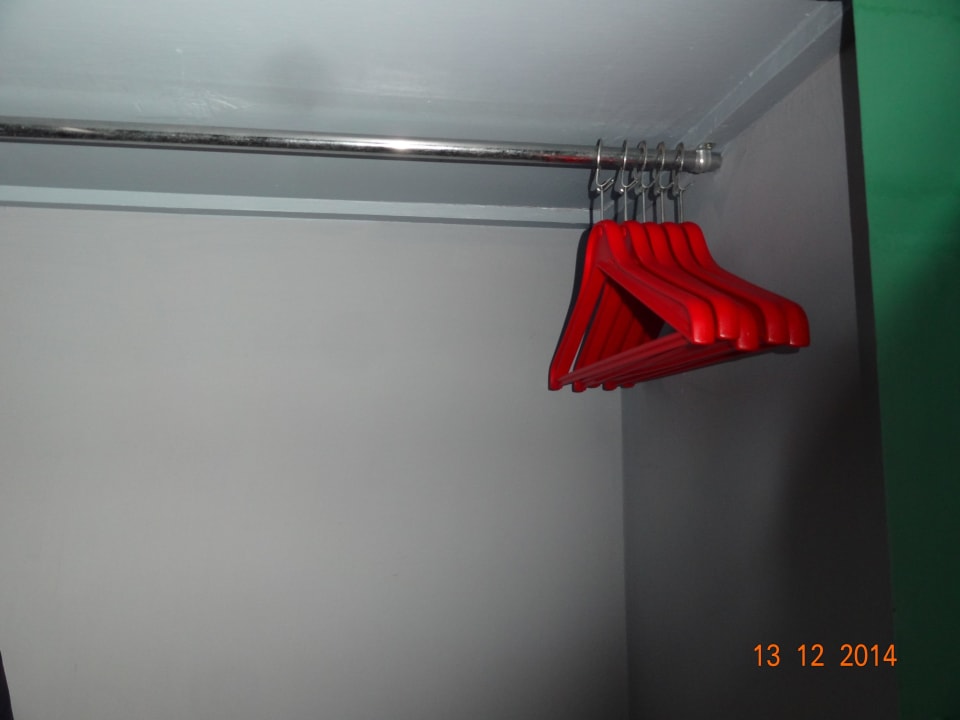 Schrank Atlantic Mirage Suites & Spa - Adults only