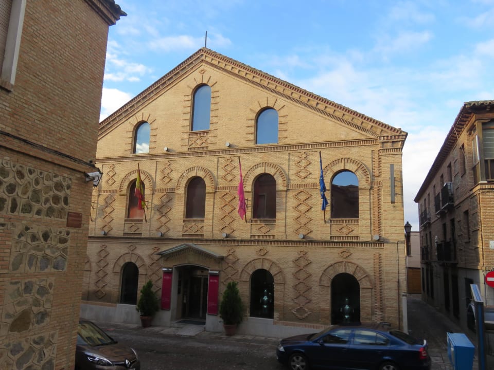 Straßenfront Hotel San Juan de los Reyes