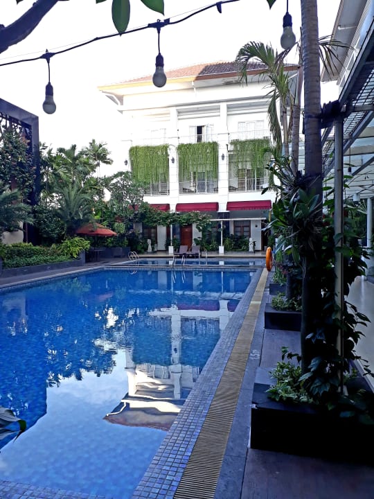 Pool Gallery Prawirotaman Hotel