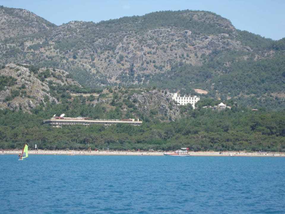 Вид на пляж и отель с моря X Life Hotel Sarıgerme