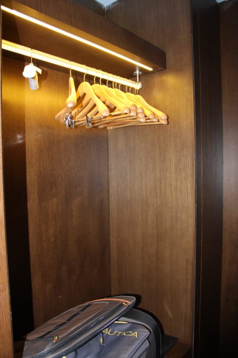 Dressing Maxx Royal Kemer Resort