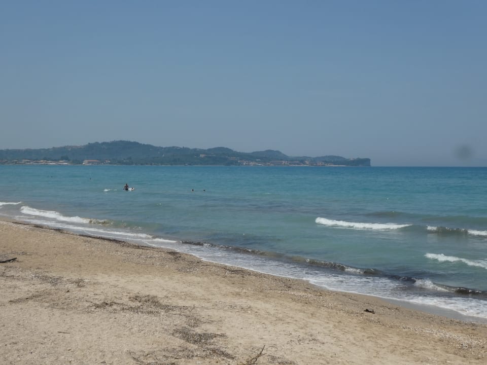 Strand Acharavi Beach Hotel