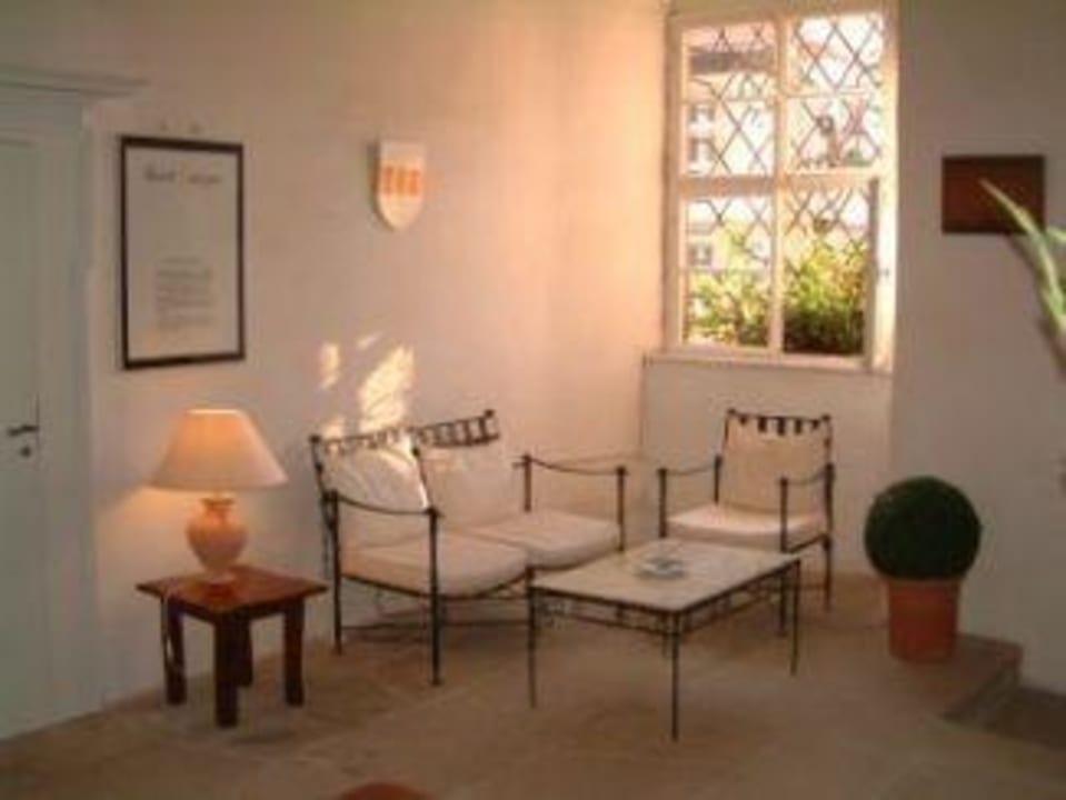 Lobby/Entrance Hotel Schloss Zeilitzheim