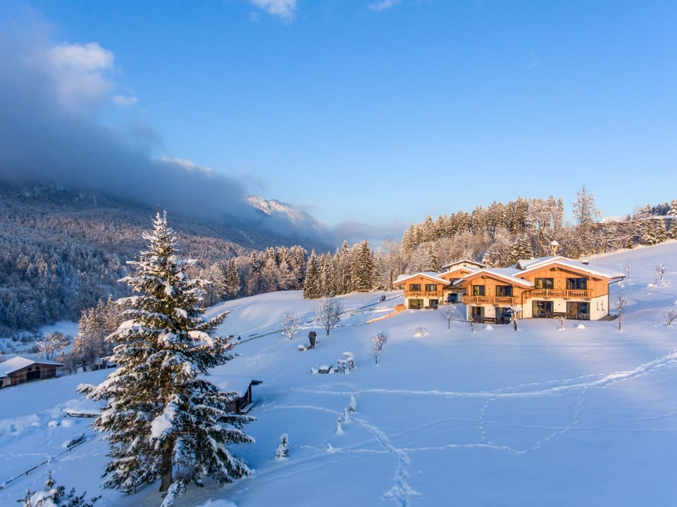 Ausblick Hotel und Chalet's Mariasteinerhof