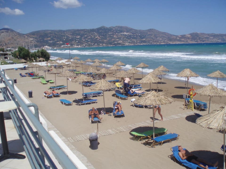 Schöner Sandstrand Civitel Creta Beach