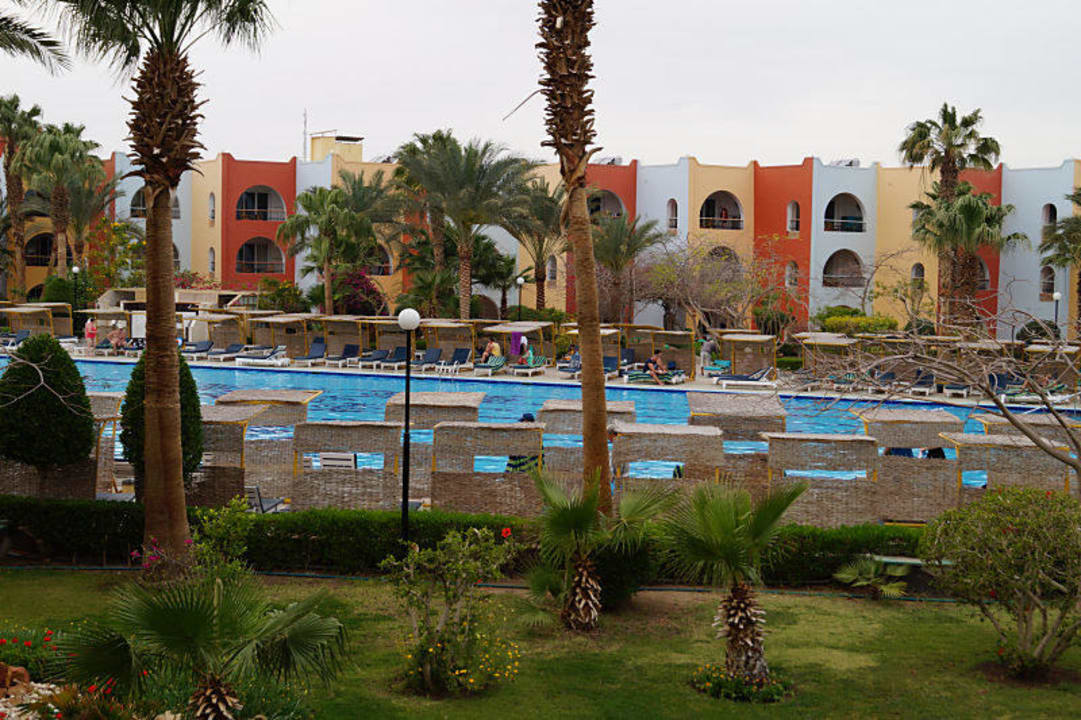 Pool Arabia Azur Resort