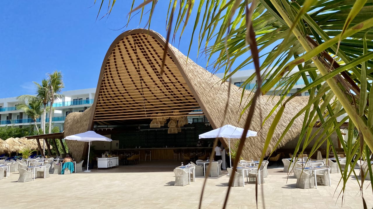 Gastro Serenade All Suites - Adults Only Resort