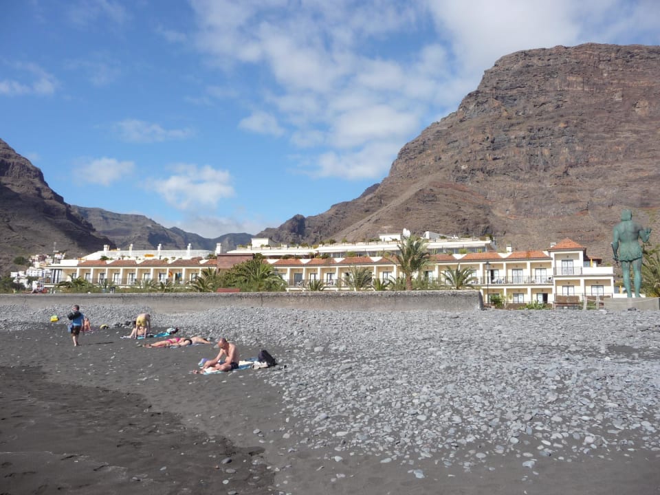 Hotel vom Strand aus gesehen Hotel Gran Rey
