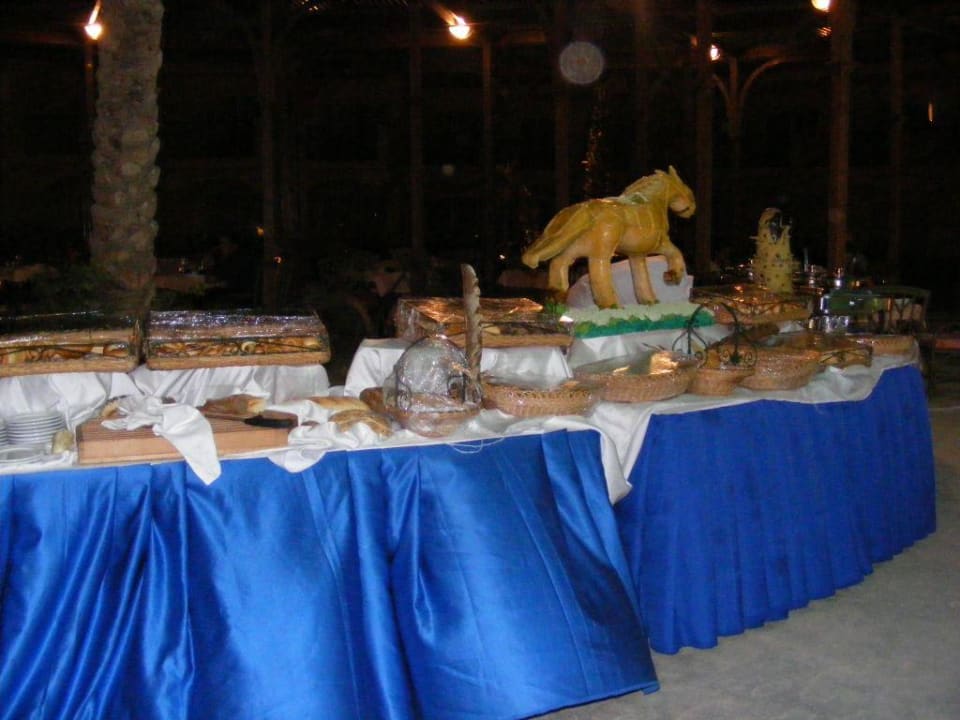 Wybor pieczywa Pyramisa Beach Resort Sahl Hasheesh