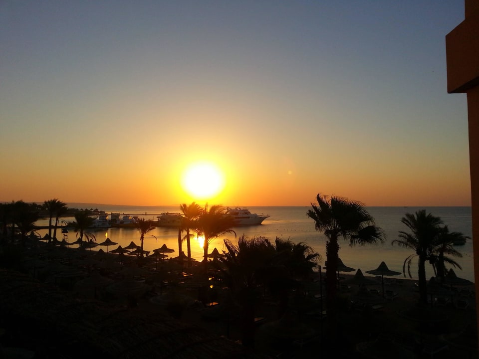 Sonnenaufgang Giftun Azur Resort