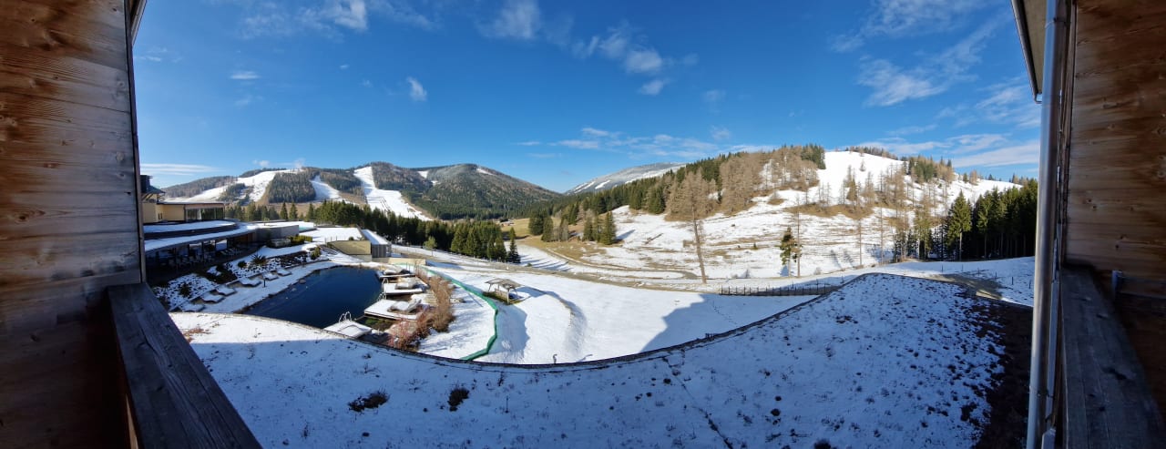 Ausblick Almwellness Hotel Pierer
