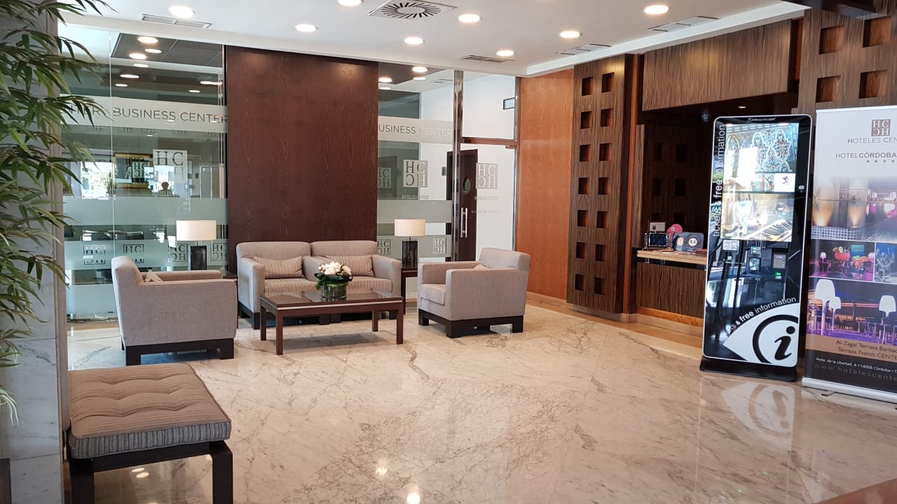 Lobby Hotel Cordoba Center