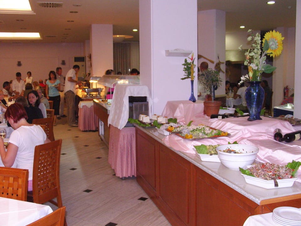 Büffet vom Essen, war wirklich super lecker Pomegranate Wellness Spa Hotel