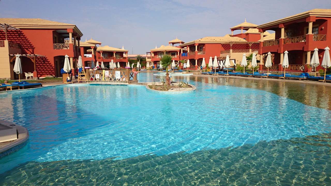 Pool im 400er Bereich Pickalbatros Alf Leila Wa Leila Resort - Neverland Hurghada