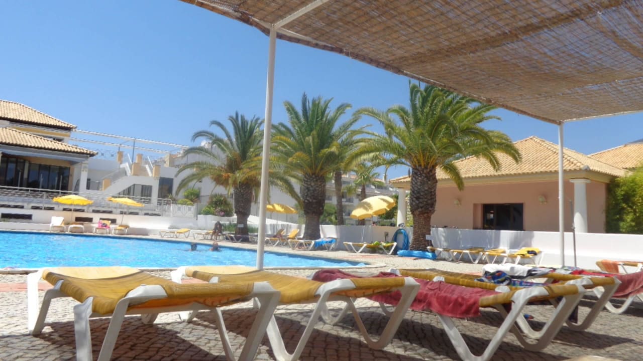 Kleiner Pool- ohne Animation gewünscht Golden Club Cabanas