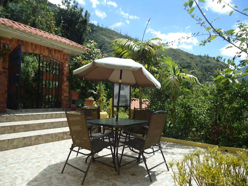 Terraza B&B La Casa Amarilla