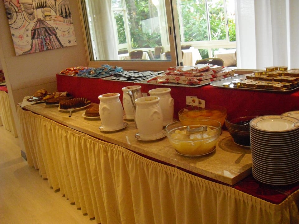 Frühstück Nyala Suite Hotel