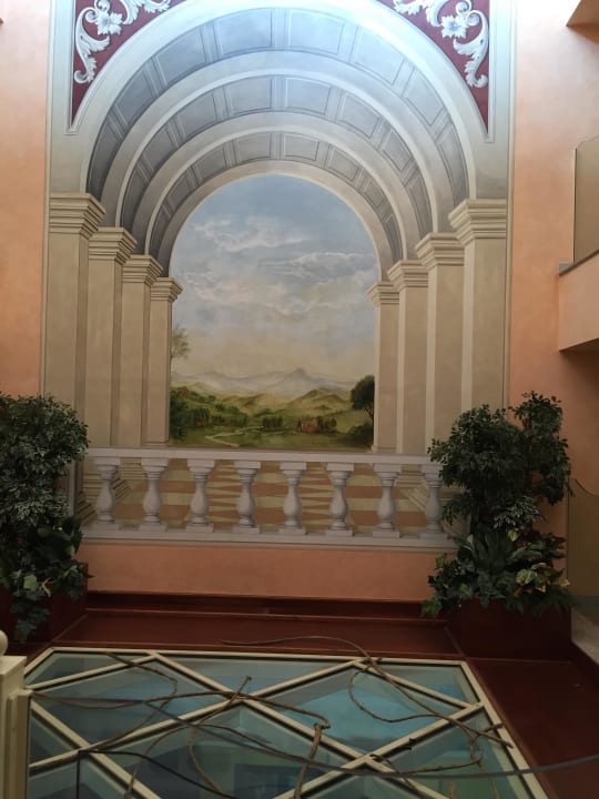 Flurbereich Tricolore Hotel