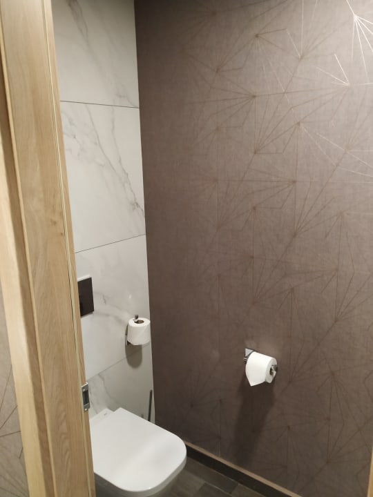 Zimmer Secrets Sunny Beach Resort & Spa