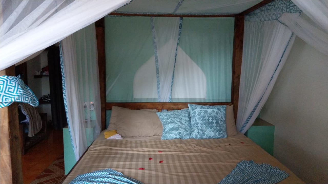 Zimmer Reef & Beach Resort