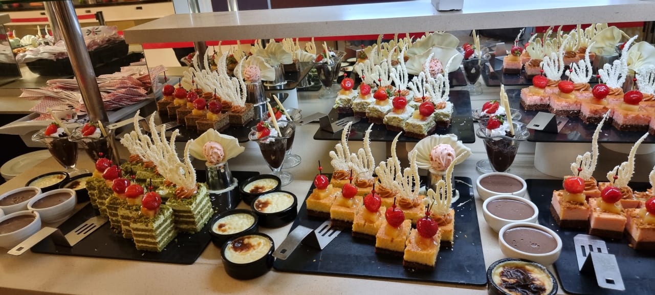 Gastro Villa Side Residence