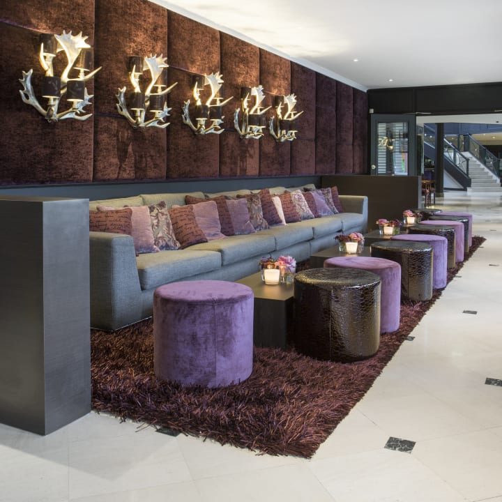 Lobby Van der Valk Hotel Gilze-Tilburg