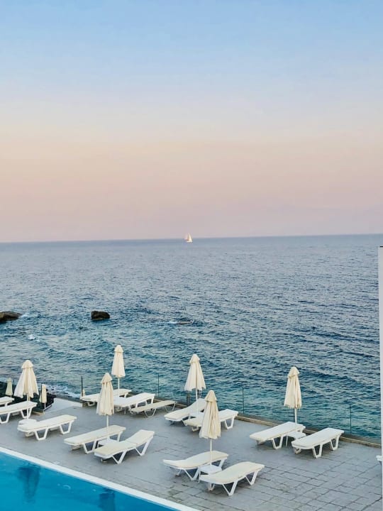 Strand Dimitra Beach Hotel & Suites