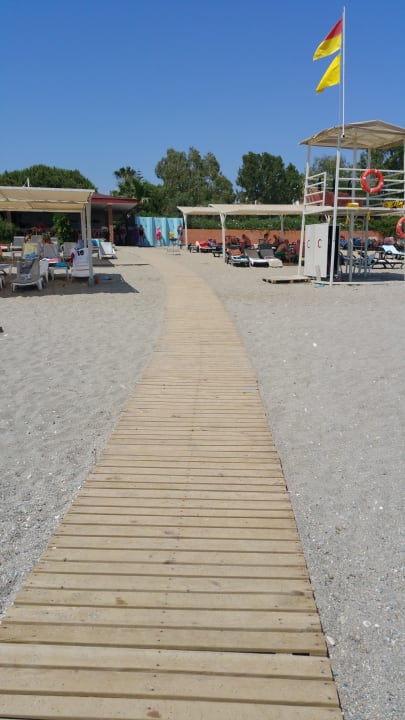 Strand Club Turtas Beach Hotel