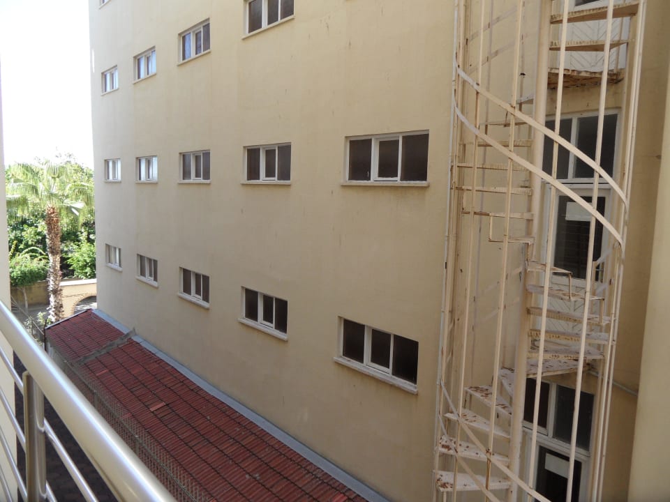 War zumindest windgeschützt Gardenia Hotel