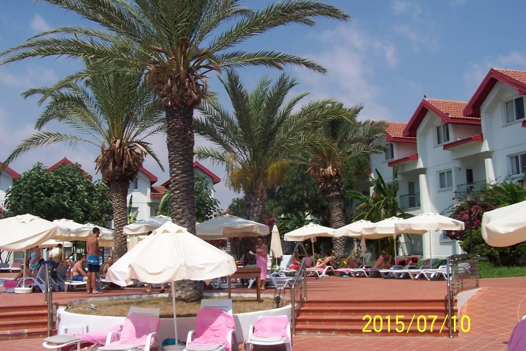 Głowny  basen Salamis Bay Conti Resort Hotel & Casino