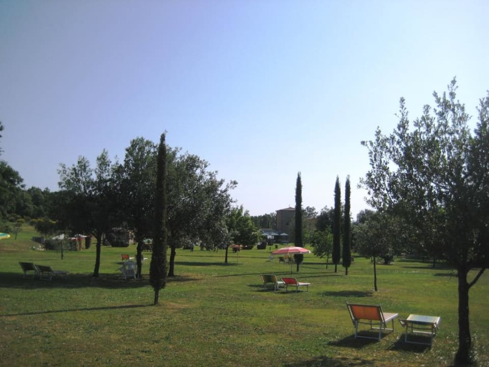 Traumhafte Gartenanlage Hotel Casolare le Terre Rosse