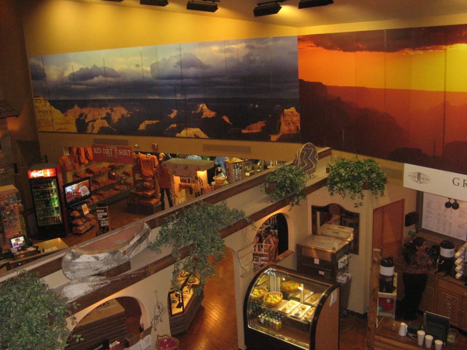 Für Touristen hergerichtete Lobby The Grand Hotel at the Grand Canyon