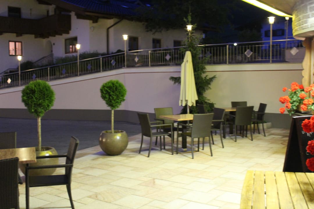 Eingang Restaurant Hotel Montana