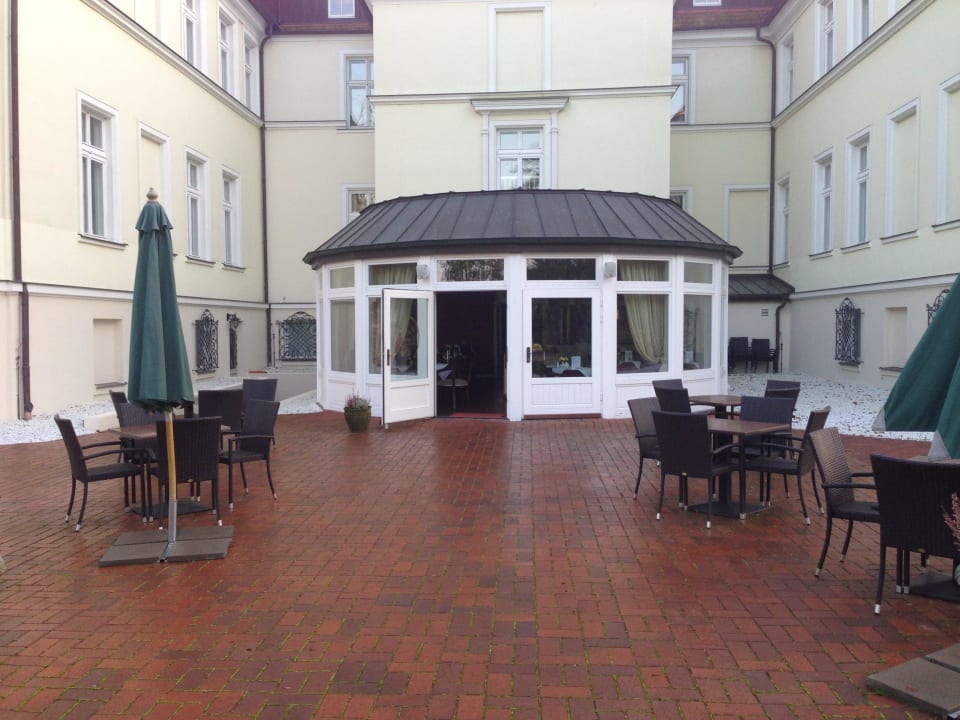 Cafe, Frühstücksraum Seeschloss Schorssow