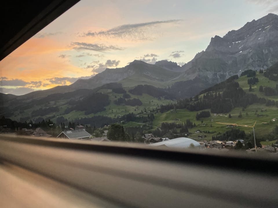 Ausblick Revier Mountain Lodge Adelboden