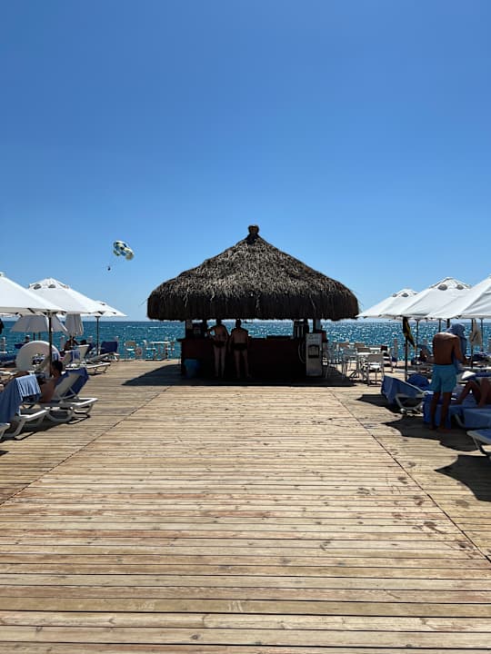 Strand Blue Waters Club