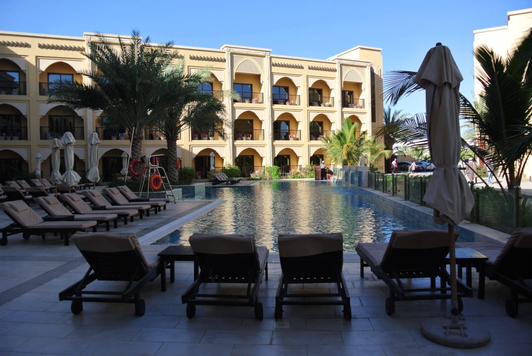 Pool bei den Guestrooms DoubleTree by Hilton Resort & Spa Marjan Island