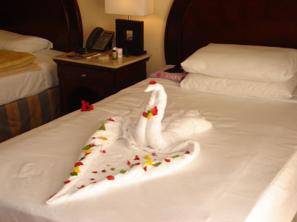 Kunststück vom Roomboy Stella Beach Resort & Spa Makadi Bay