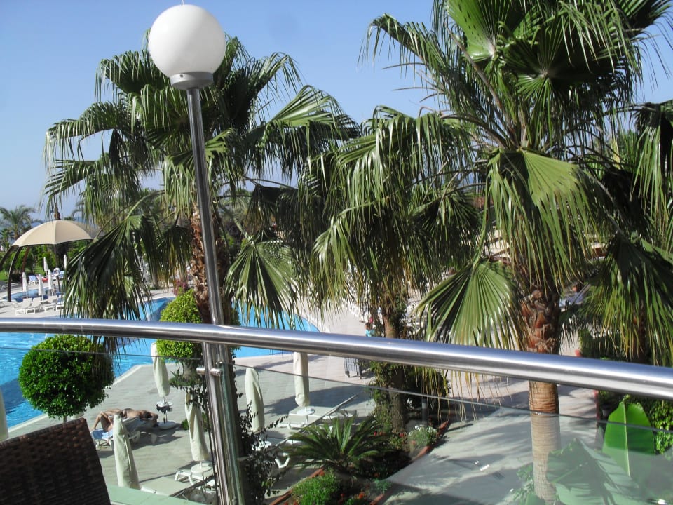 Blick vom Restaurantterrasse Saphir Resort & Spa