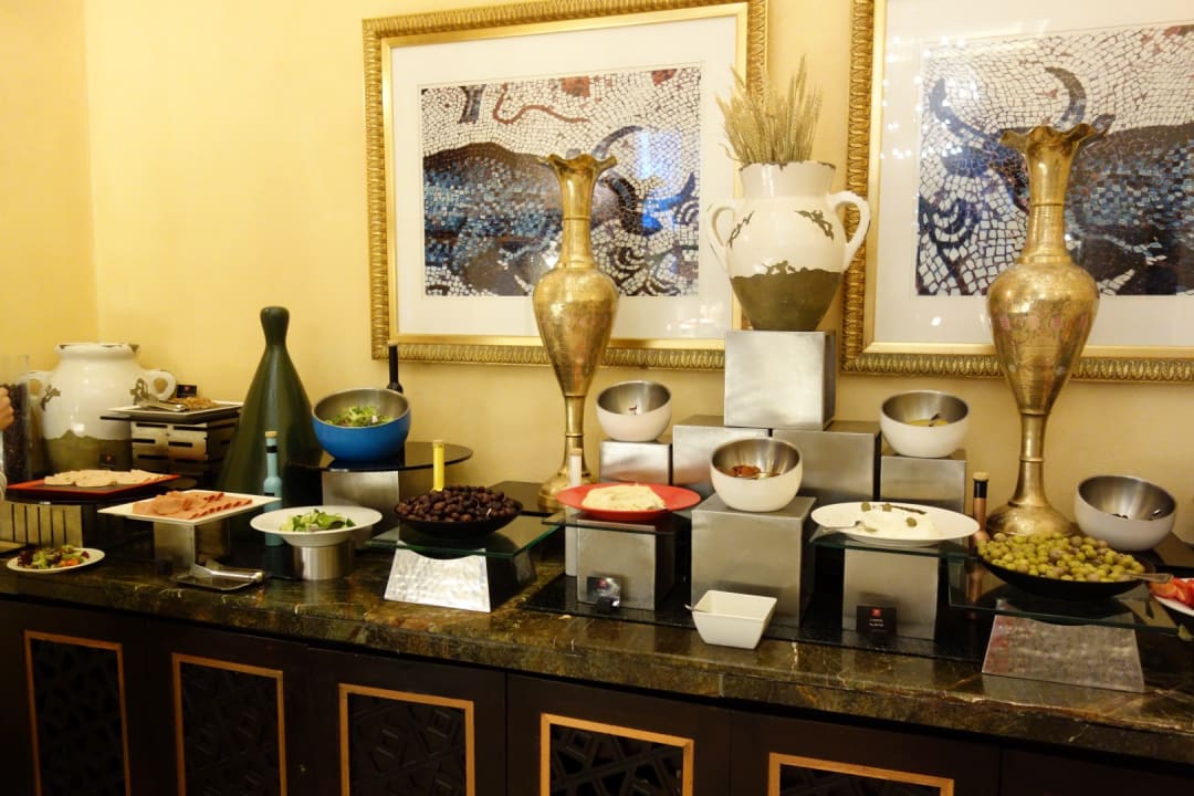 Frühstück Oaks Ibn Battuta Gate Dubai