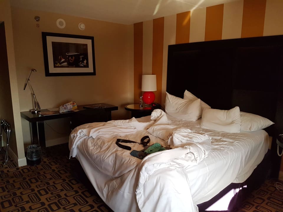 Zimmer 2086 Bett Hotel Planet Hollywood Resort & Casino