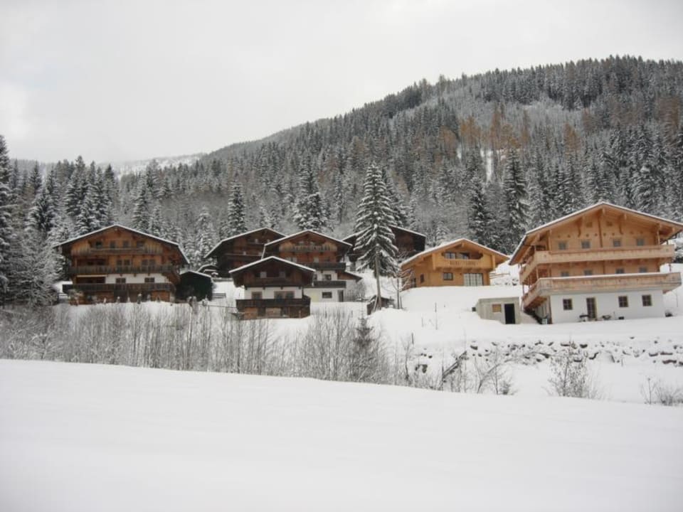 Häuser im Dorf Hotel Alphof Alpbach