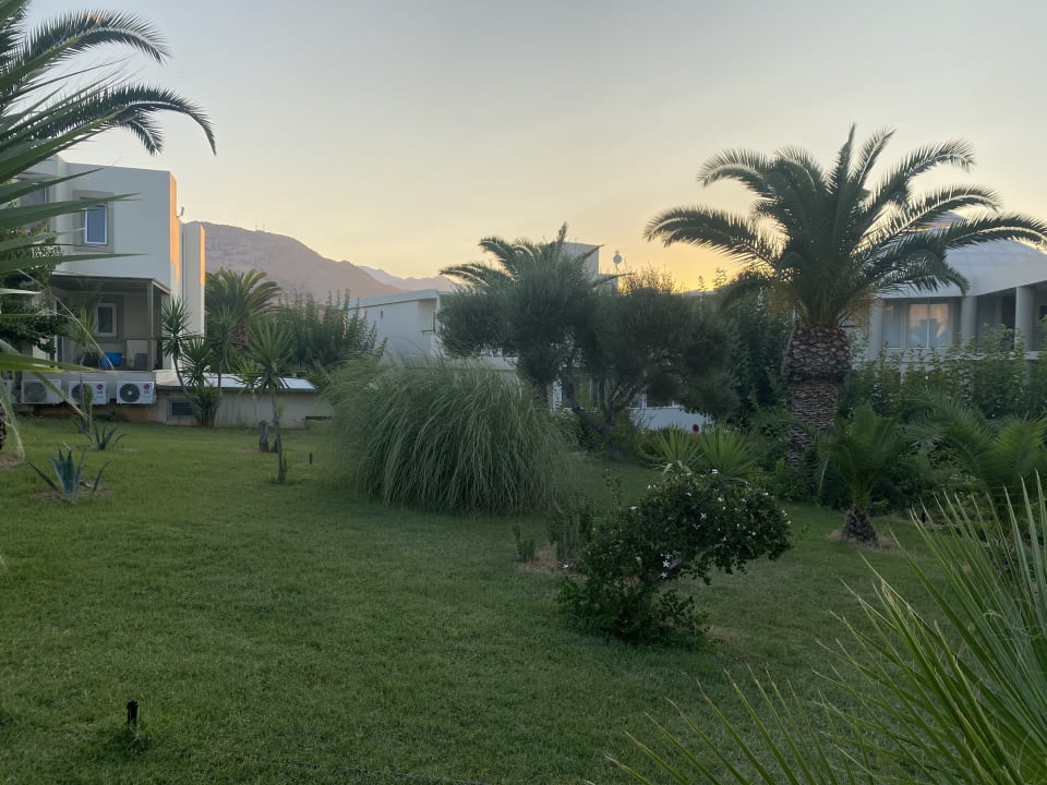 Gartenanlage HARPIN Georgioupolis Resort Aquapark & SPA